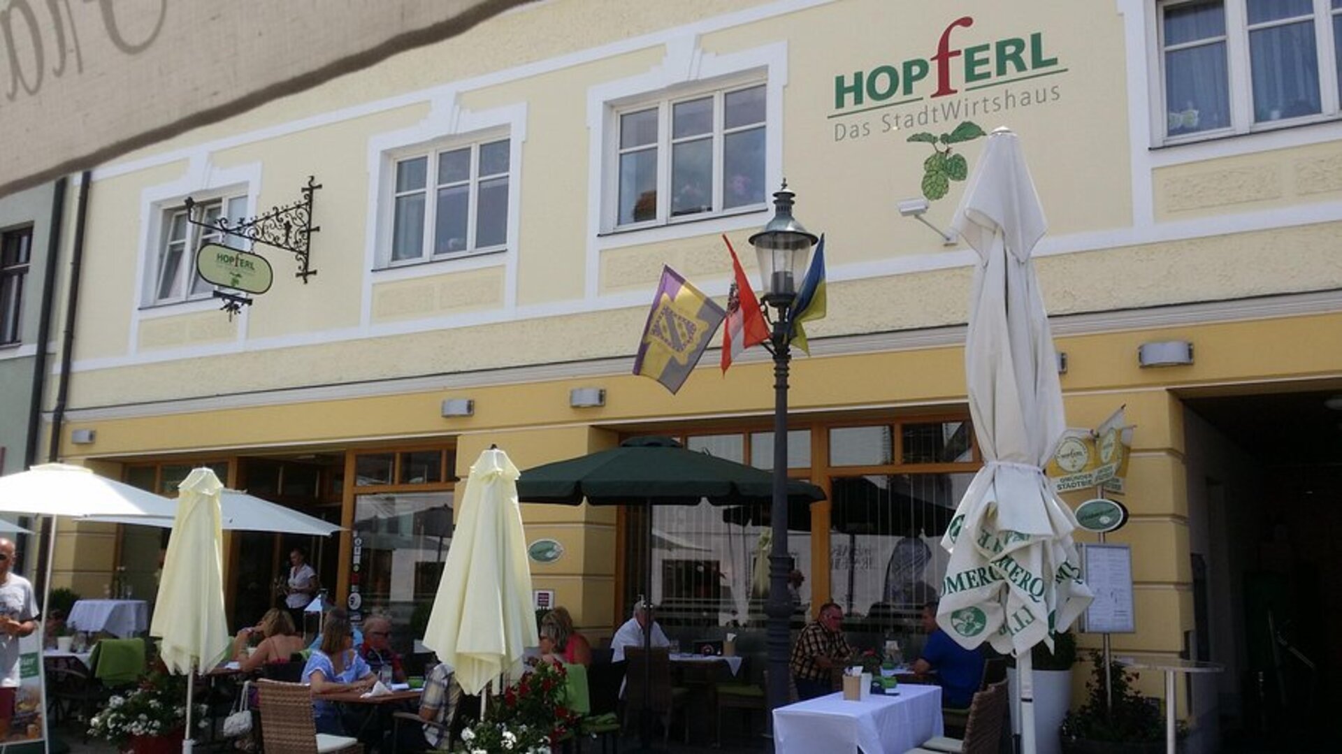 Stadtwirtshaus Hopferl am Stadtplatz von Gmünd